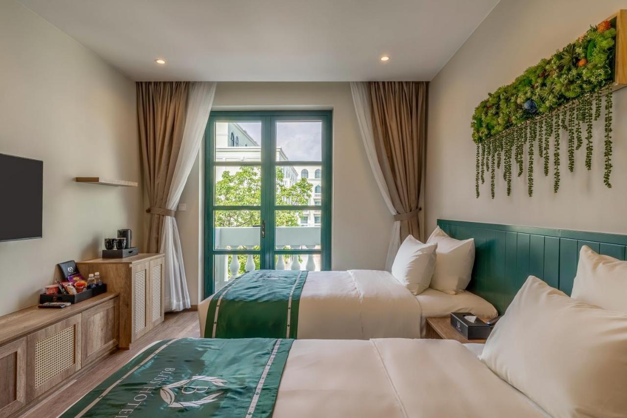 Bliss Hotel